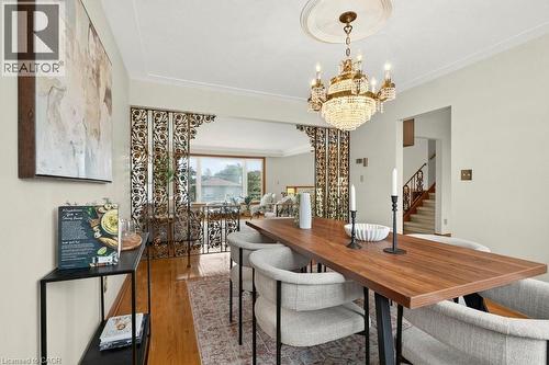 268 Federal Street, Stoney Creek, ON - Indoor Photo Showing Dining Room