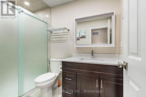 9 Parisian Road, Brampton (Vales Of Castlemore), ON - Indoor Photo Showing Bathroom