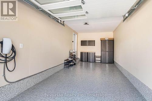 9 Parisian Road, Brampton (Vales Of Castlemore), ON - Indoor Photo Showing Garage