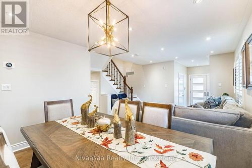 9 Parisian Road, Brampton (Vales Of Castlemore), ON - Indoor Photo Showing Dining Room