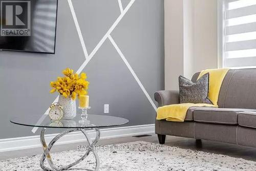 159 Heritage Street, Bradford West Gwillimbury, ON - Indoor