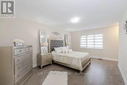 159 Heritage Street, Bradford West Gwillimbury, ON - Indoor Photo Showing Bedroom