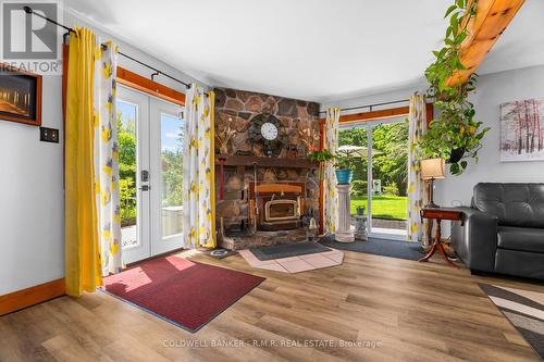204 Acton Road, Uxbridge, ON - Indoor Photo Showing Living Room With Fireplace