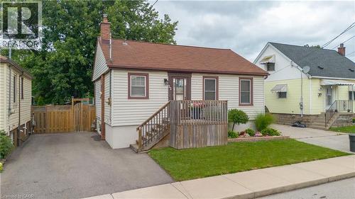 22 East 11Th Street, Hamilton, ON - Outdoor
