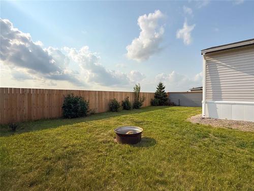 633 Campbell Cove, Brandon, MB - Outdoor