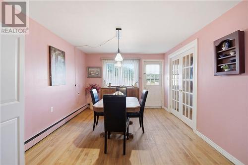 3527 Falconbridge Highway, Garson, ON - Indoor Photo Showing Dining Room