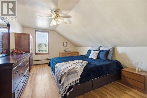 3527 Falconbridge Highway, Garson, ON - Indoor Photo Showing Bedroom