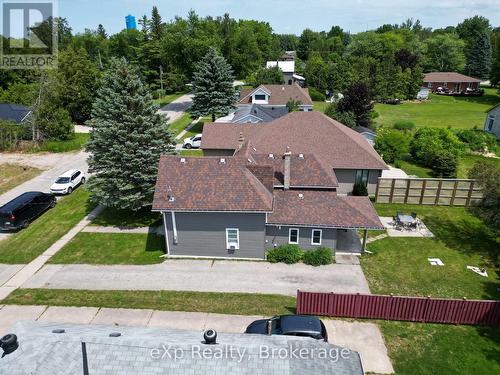 136 Breadalbane Street S, Saugeen Shores, ON - Outdoor