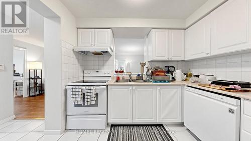 710 - 2628 Mccowan Road, Toronto, ON - Indoor Photo Showing Kitchen