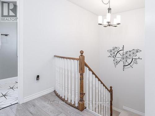 6 Steinway Drive, Scugog, ON - Indoor Photo Showing Other Room