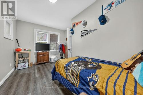 274 Water Street, Guelph (Dovercliffe Park/Old University), ON - Indoor Photo Showing Bedroom