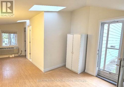 N-SIDE - 36 GRANDVIEW AVENUE , Markham, Ontario L3T 1H2 5