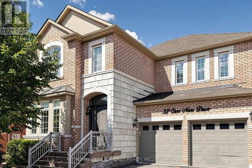 32 Casa Nova Drive, Vaughan, ON - Outdoor