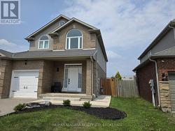 LOWER LEVEL - 8383 HEIKOOP CRESCENT Niagara Falls (Forestview), ON L2H 3J7