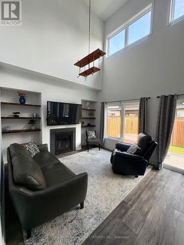 44 Ruby Crescent, Orillia, ON - Indoor With Fireplace
