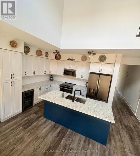 44 Ruby Crescent, Orillia, ON - Indoor Photo Showing Kitchen