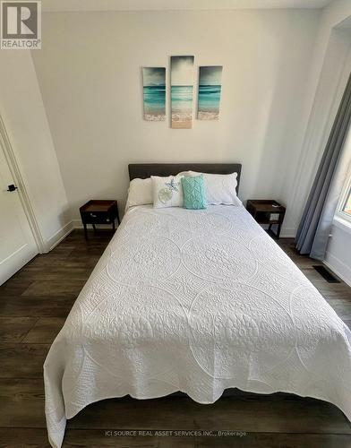 44 Ruby Crescent, Orillia, ON - Indoor Photo Showing Bedroom
