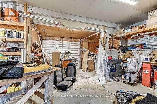 Handy-mans workshop garage w door - 3 Gregory Place, St. Thomas, ON - Indoor