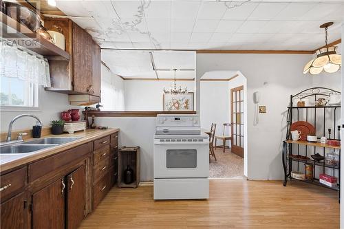 25 Savard Road, Wahnapitae, ON - Indoor Photo Showing Kitchen With Double Sink