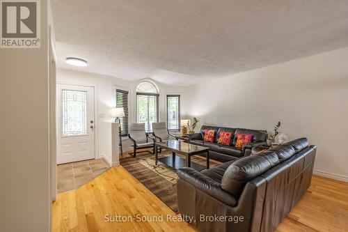 221 2Nd Avenue W, Owen Sound, ON - Indoor