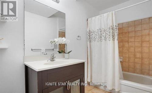 1136 Bronte Road, Oakville, ON - Indoor Photo Showing Bathroom
