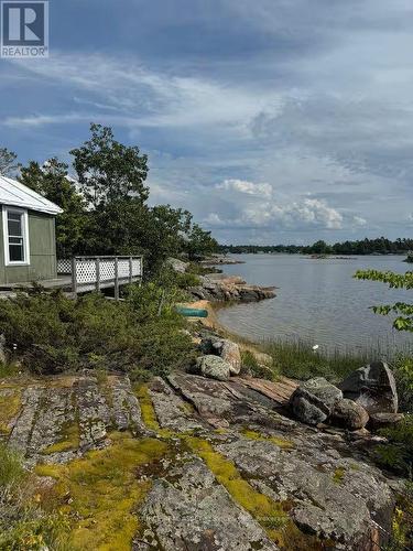 377 Macey Bay Road, Georgian Bay, ON 