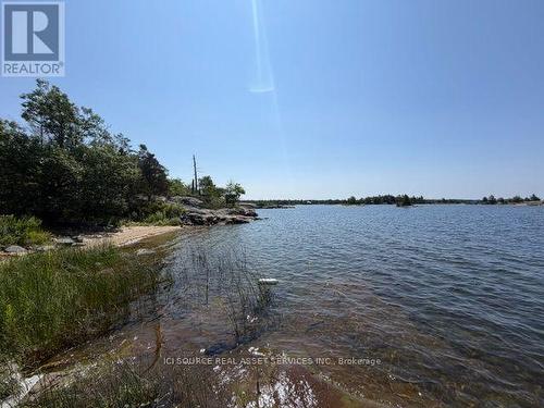 377 Macey Bay Road, Georgian Bay, ON 