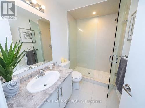 15 - 590 North Service Road, Hamilton, ON - Indoor Photo Showing Bathroom