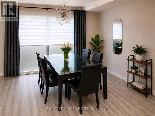 15 - 590 North Service Road, Hamilton, ON - Indoor Photo Showing Dining Room