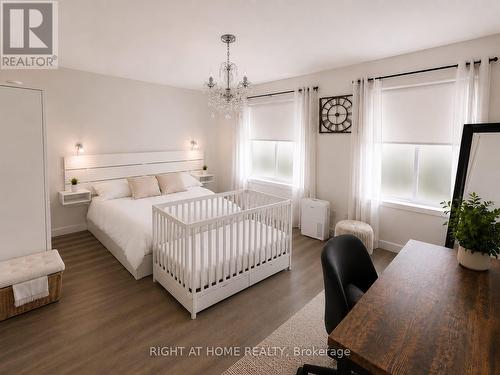 15 - 590 North Service Road, Hamilton, ON - Indoor Photo Showing Bedroom