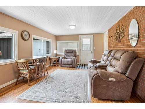 214 Baldoon Road, Chatham, ON 
