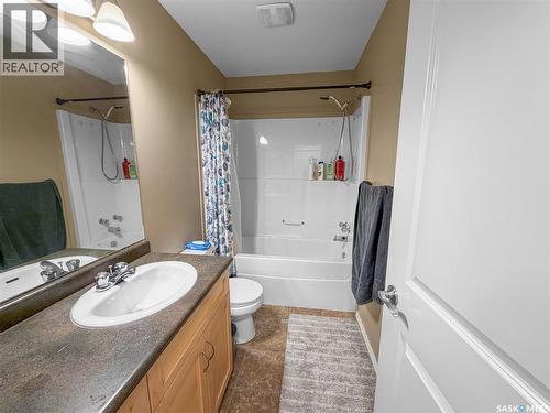 420 303 Slimmon Place, Saskatoon, SK - Indoor Photo Showing Bathroom