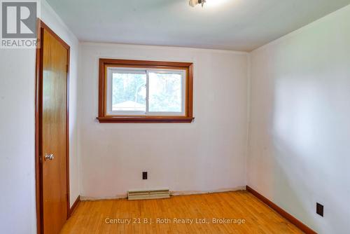 398 Old Muskoka Road, Orillia, ON - Indoor Photo Showing Other Room