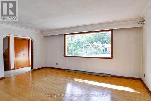 398 Old Muskoka Road, Orillia, ON - Indoor Photo Showing Other Room