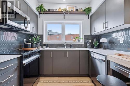 96 - 940 St David Street, Centre Wellington (Fergus), ON - Indoor Photo Showing Kitchen With Double Sink