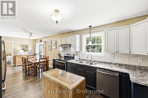 7402 Byers Road, Hamilton Township, ON - Indoor Photo Showing Kitchen With Double Sink