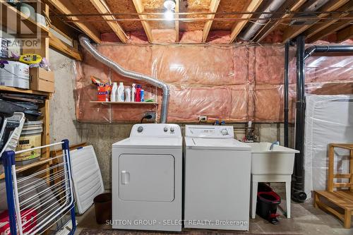 Utility room with Laundry - 24 - 75 Ansondale Road, London South (South Q), ON - Indoor Photo Showing Laundry Room