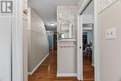 Pocket door between Kitchen & Entryway - 
