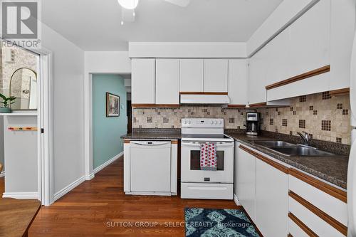 24 - 75 Ansondale Road, London South (South Q), ON - Indoor Photo Showing Kitchen With Double Sink