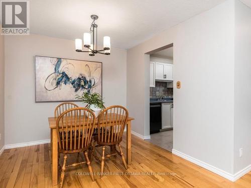 75 Sundback Lane, Ottawa, ON - Indoor Photo Showing Dining Room