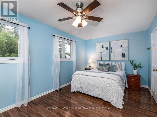 75 Sundback Lane, Ottawa, ON - Indoor Photo Showing Bedroom