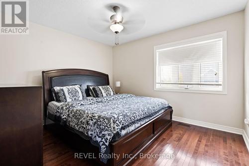 25 Colonel Lyall Street, St. Catharines (Secord Woods), ON - Indoor Photo Showing Bedroom