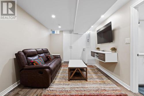 25 Colonel Lyall Street, St. Catharines (Secord Woods), ON - Indoor