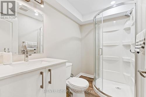 25 Colonel Lyall Street, St. Catharines (Secord Woods), ON - Indoor Photo Showing Bathroom