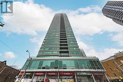 810 - 120 HOMEWOOD AVENUE Toronto, ON M4Y 1J4