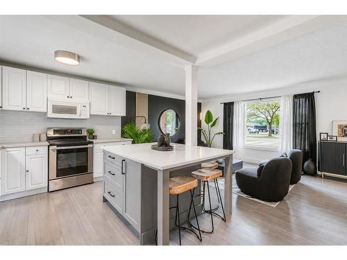 1049 Indian Road North, Sarnia, ON 