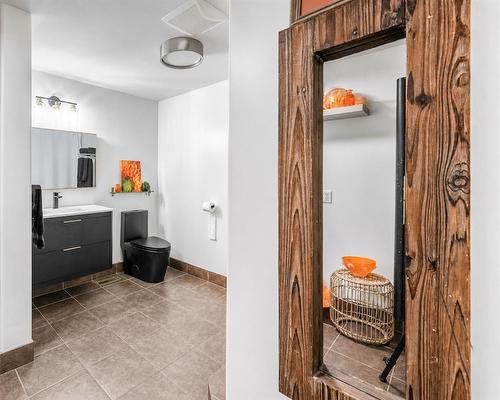 1049 Indian Road North, Sarnia, ON 
