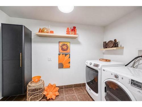 1049 Indian Road North, Sarnia, ON 