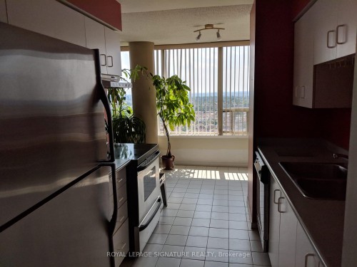 2209-330 Rathburn Road W, Mississauga, ON - Indoor Photo Showing Kitchen