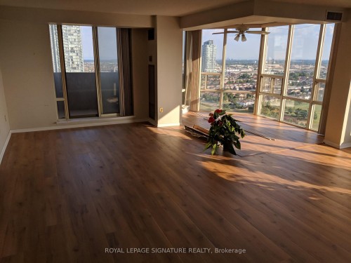 2209-330 Rathburn Road W, Mississauga, ON - Indoor Photo Showing Other Room